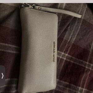 Michael Kors Light Gray Leather Wristlet